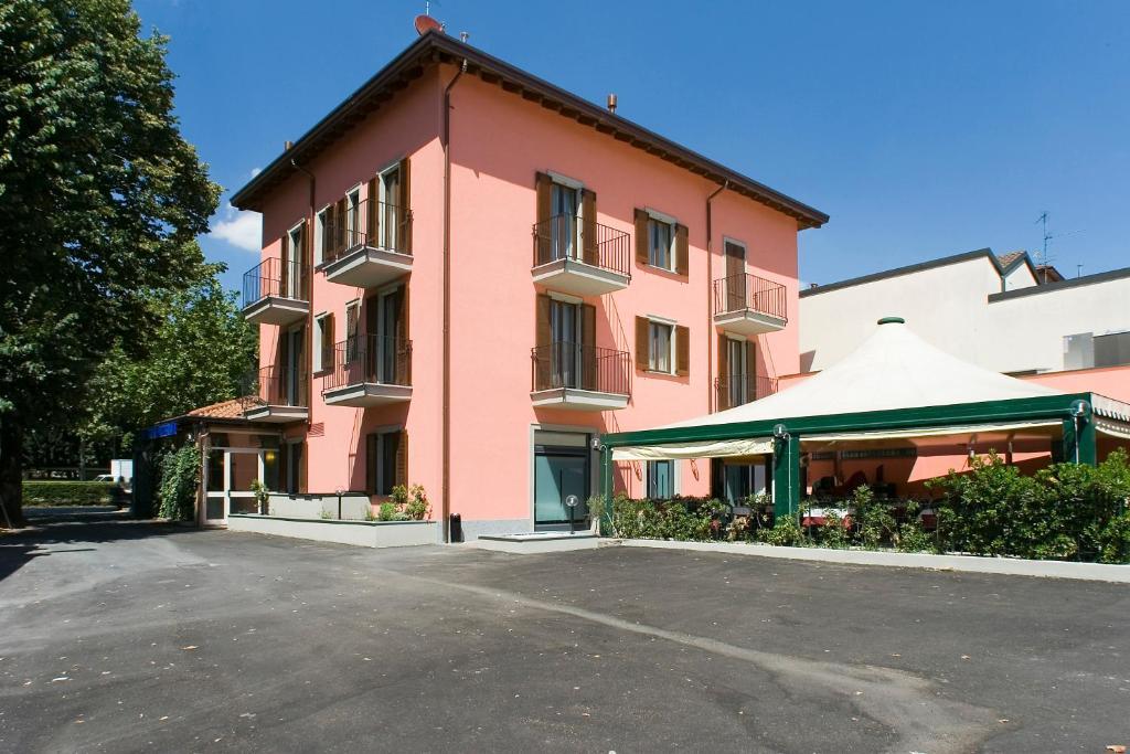 Hotel Mosca Monza Exterior foto